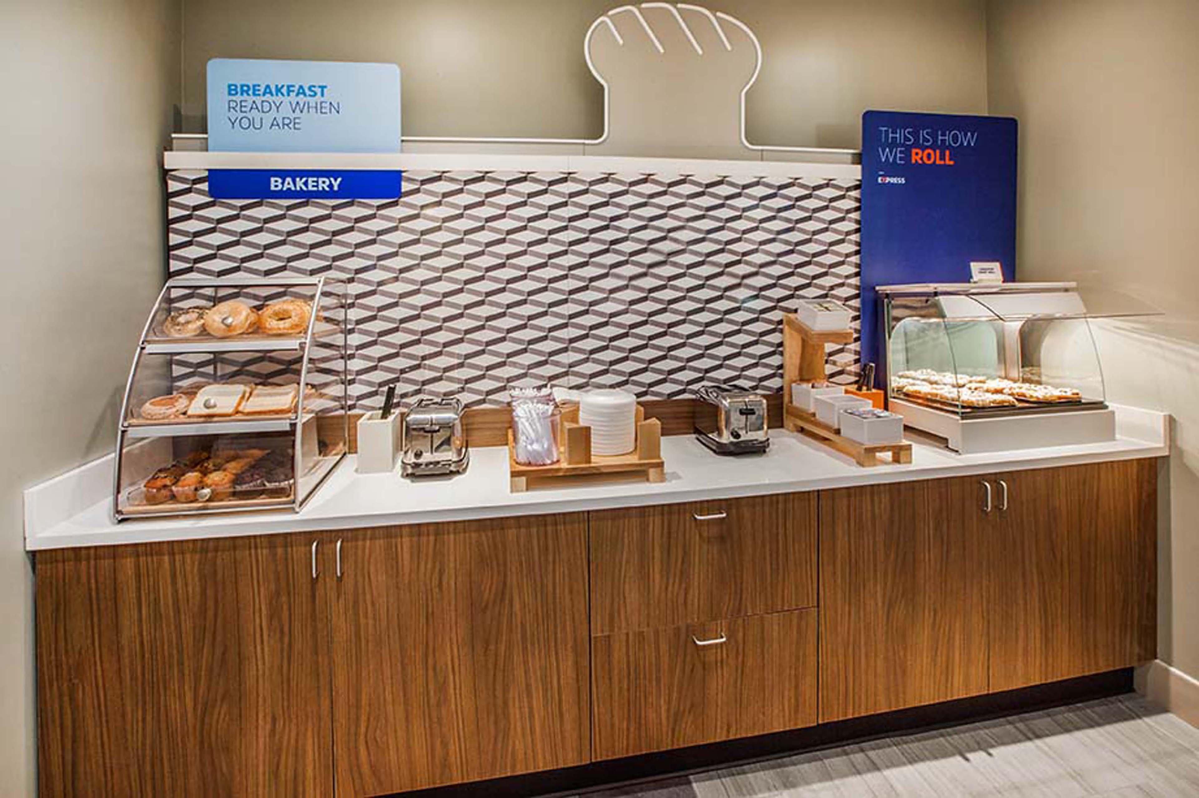 Holiday Inn Express & Suites - Lexington W - Versailles By Ihg Zewnętrze zdjęcie